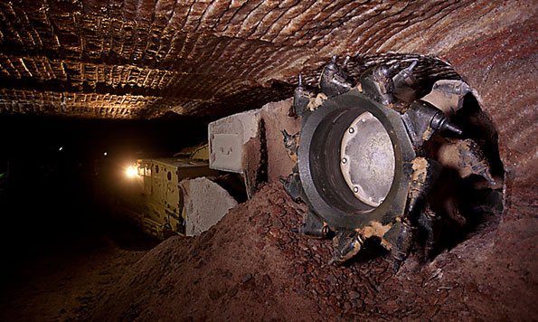 Cat Continuous Miner sets a national record